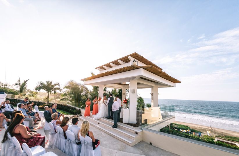25 Awesome Beach Wedding Ideas In honor of the new year, our editors put together a list of creative ideas from wedding pros and here at brides, we're always talking about the latest trends and brainstorming creative wedding ideas. 25 awesome beach wedding ideas
