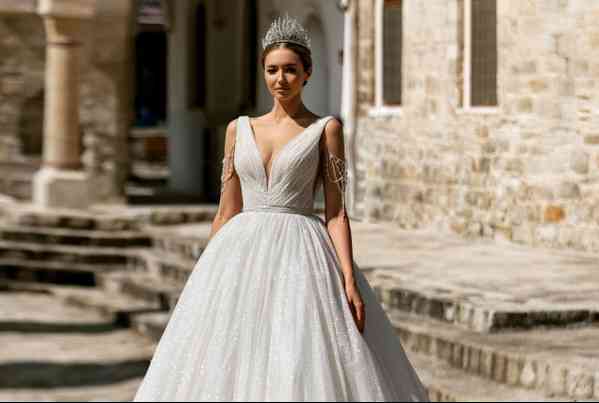 Wedding Dresses Monica Loretti