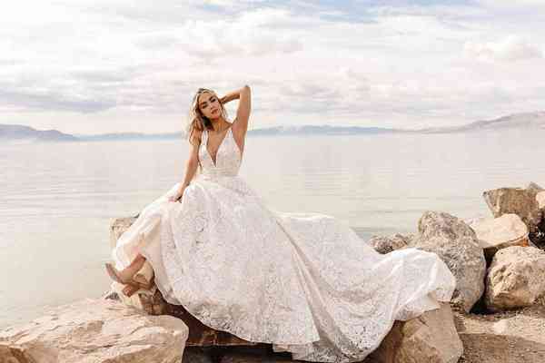 Wedding Dresses Martina Liana